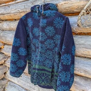 Vintage Woolrich Furry Fleece Jacket. Made in the USA. Snowflake Warm Wooliness.
